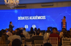 Debate Acadêmico abre as atividades do XXI Congresso Brasileiro de Direito Notarial e de Registro
